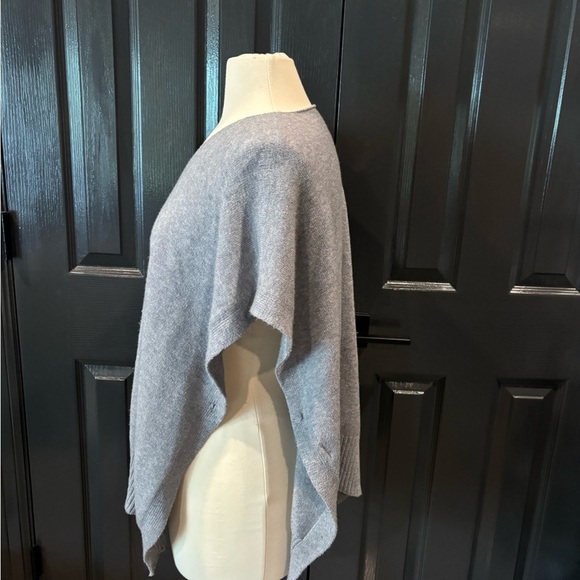 Gray V-Neck Women's Sweater - Picture 2 of 4